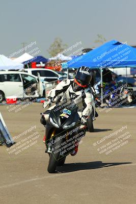 media/Sep-20-2025-TrackDaz (Sat) [[27f0cde673]]/Around the Pits/